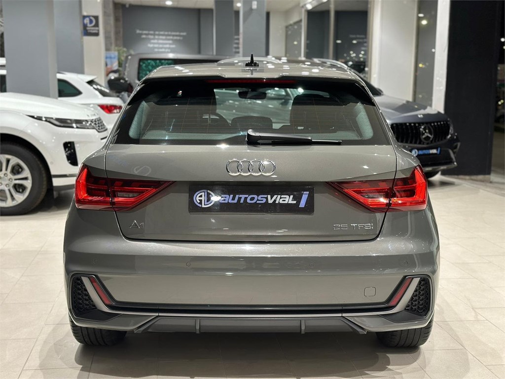 Foto 7 AUDI A1 25 TFSI S LINE AUTOMÁTICO – 2023