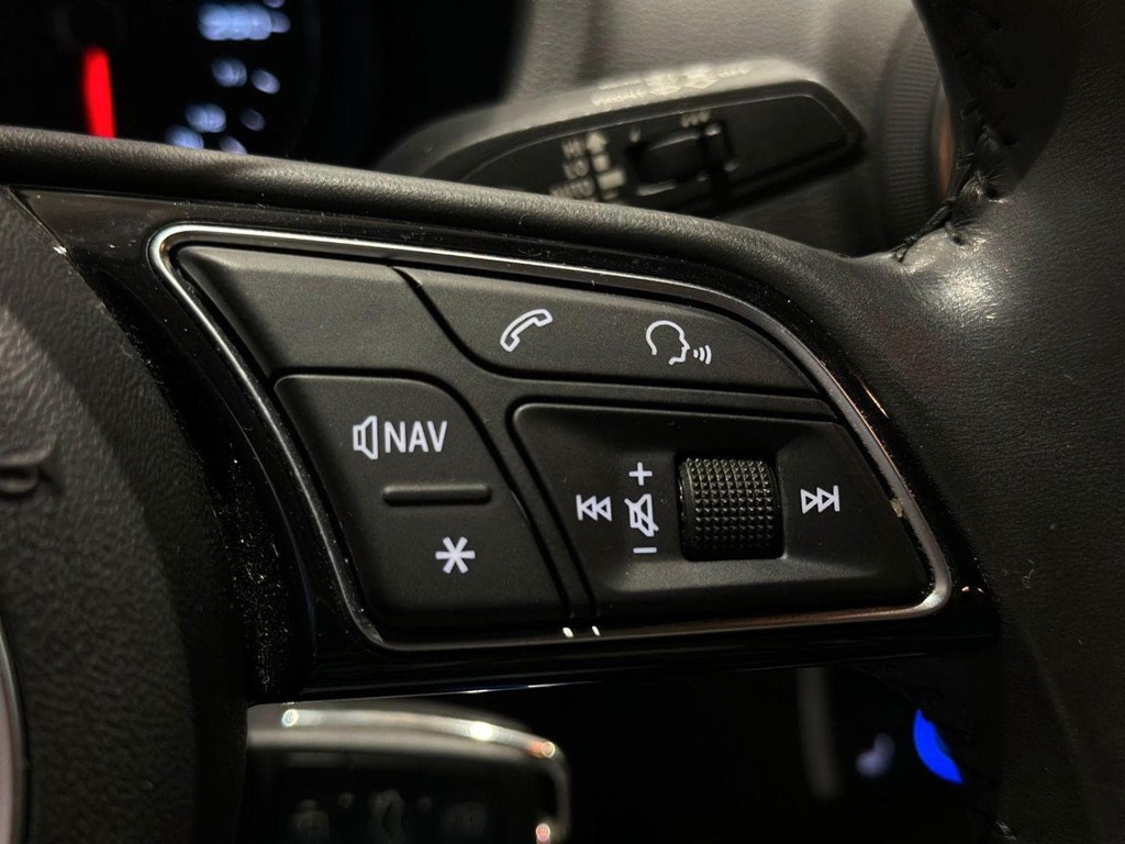 Foto 10 AUDI A3 30 TDI S tronic Sportback