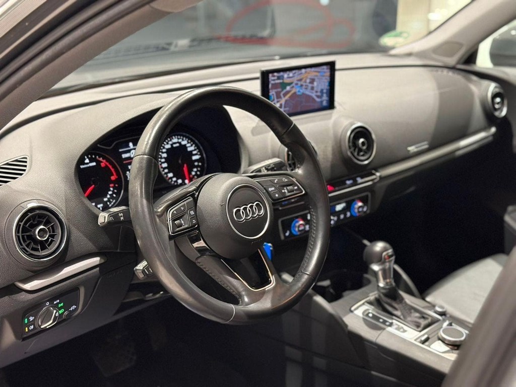 Foto 16 AUDI A3 30 TDI S tronic Sportback