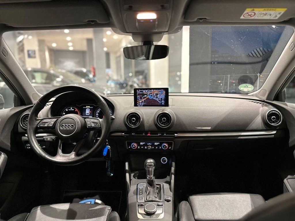 Foto 18 AUDI A3 30 TDI S tronic Sportback