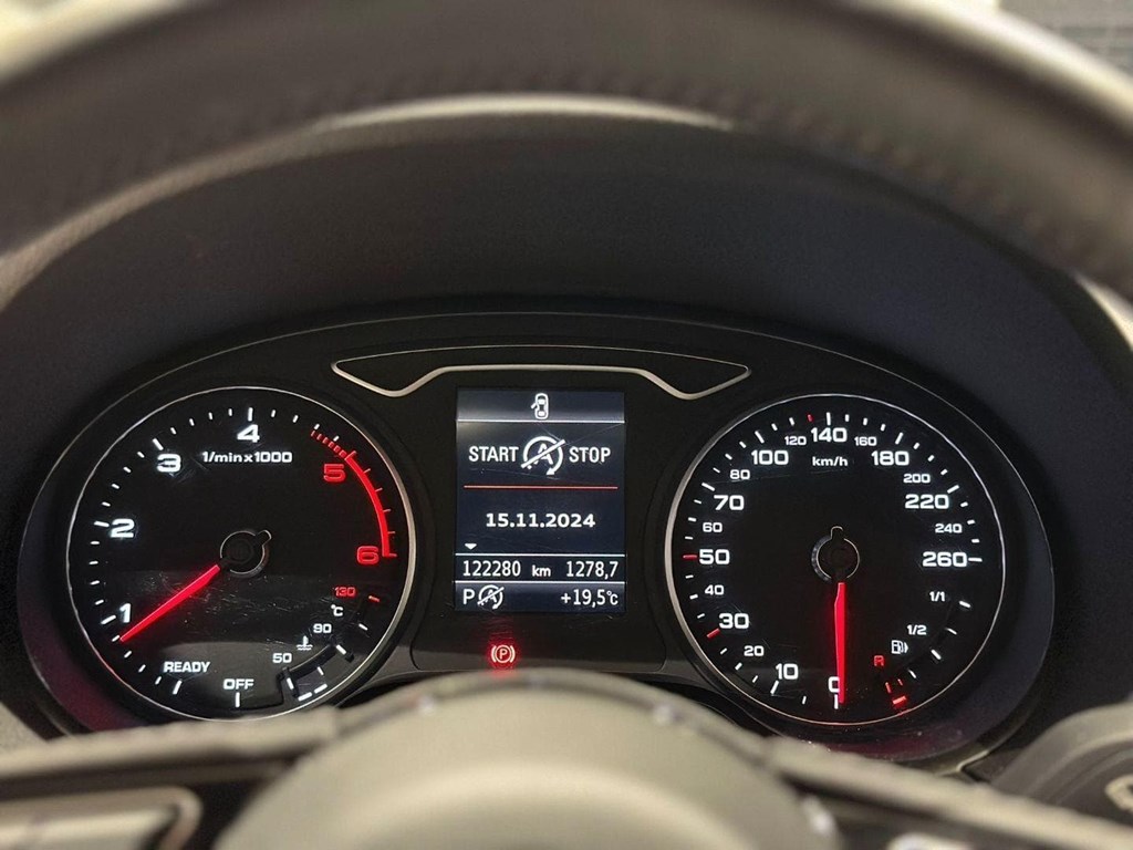 Foto 8 AUDI A3 30 TDI S tronic Sportback