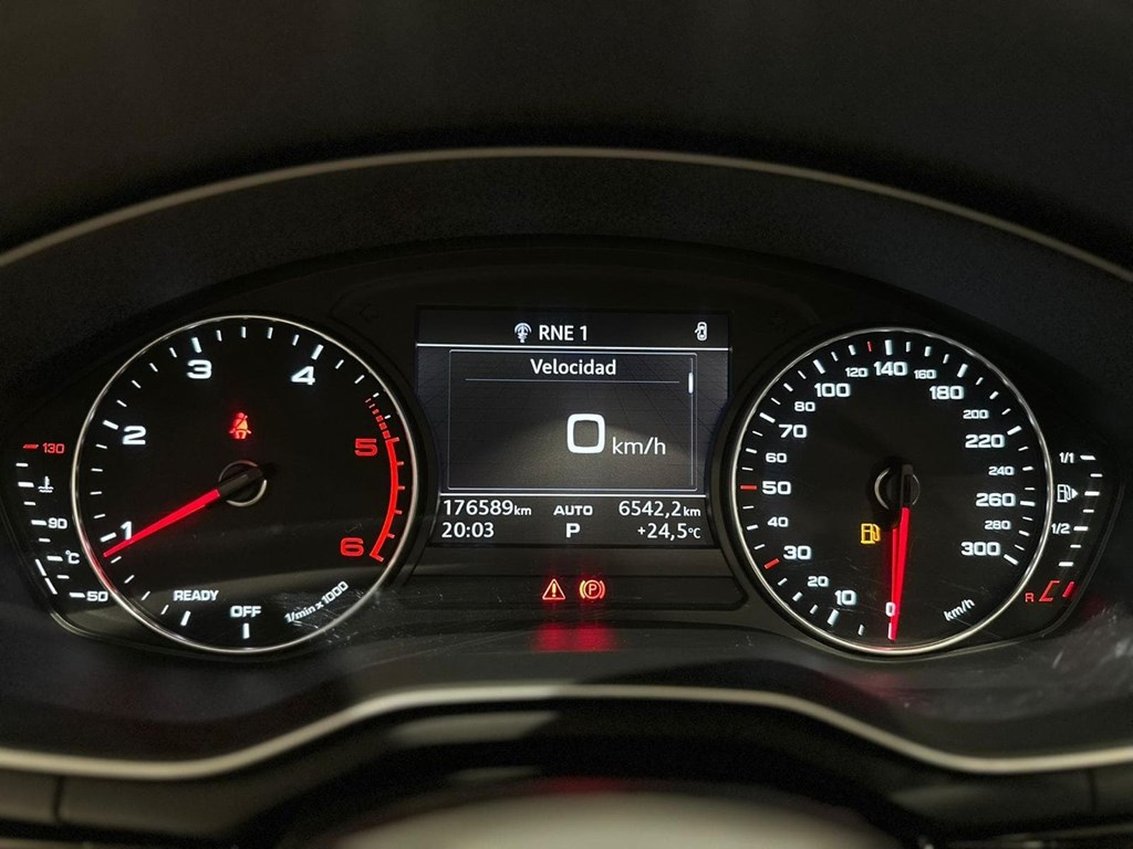 Foto 21 AUDI A4 AVANT 2.0 TDI 190 CV S TRONIC S LINE  2017 176.589 KM
