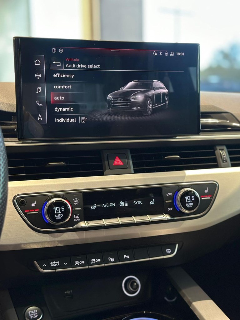 Foto 33 AUDI A4 AVANT 2.0 TDI S TRONIC S LINE | AÑO 2020 | 74.954 km