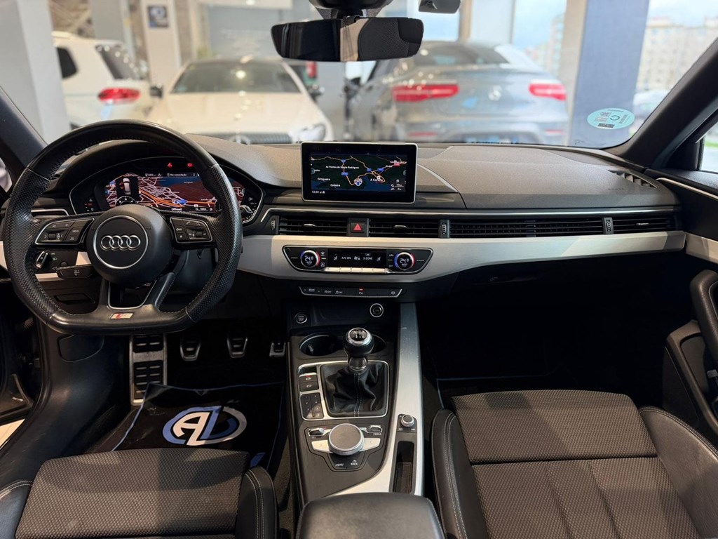 Foto 16 Audi A4 Avant S line