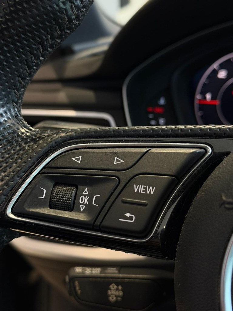 Foto 23 Audi A4 Avant S line