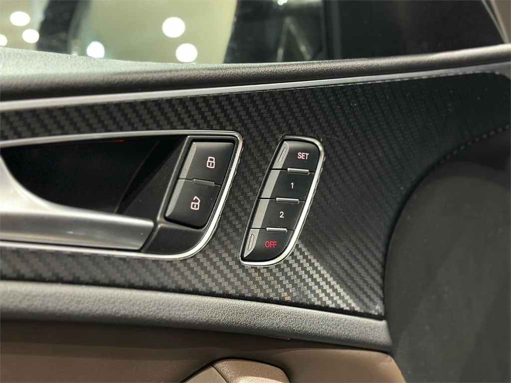 Foto 17 AUDI A6 allroad quattro 3.0 TDI quattro S tronic