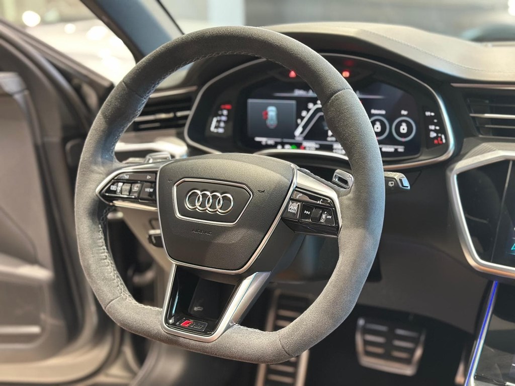 Foto 12 AUDI A6 RS 6 Avant TFSI quattro