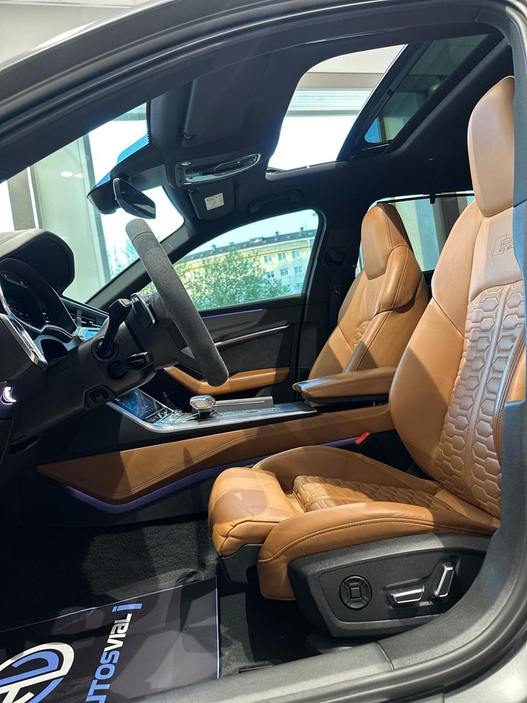 Foto 13 AUDI A6 RS 6 Avant TFSI quattro