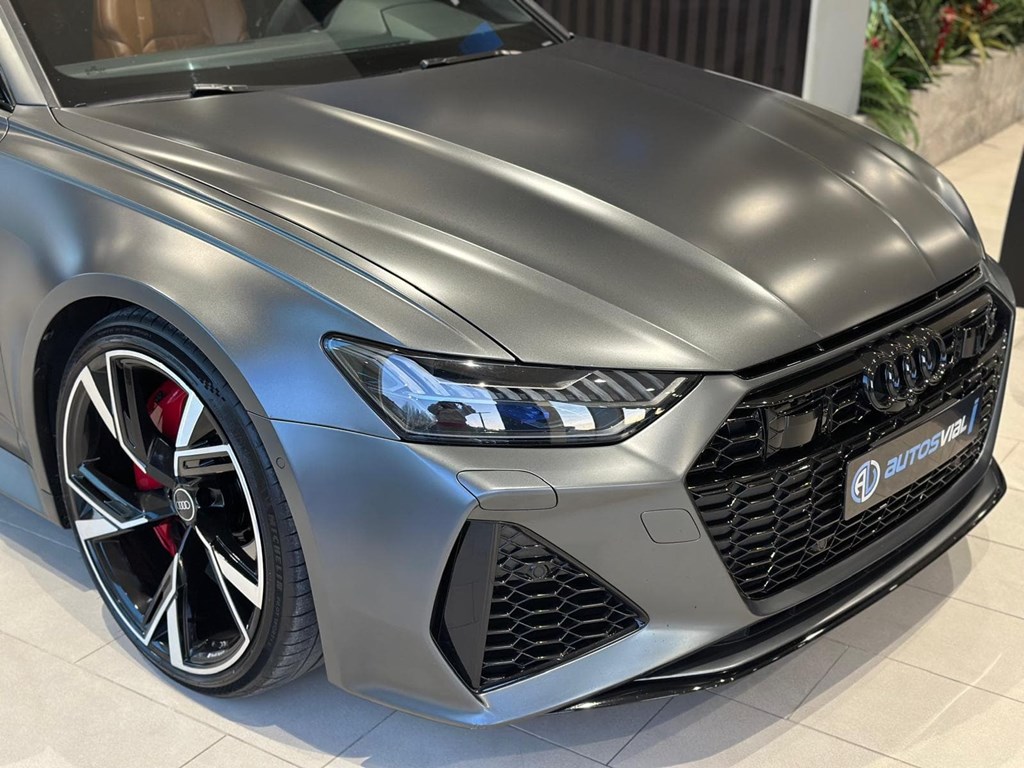 Foto 3 AUDI A6 RS 6 Avant TFSI quattro