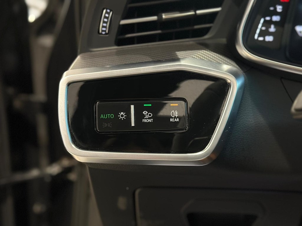 Foto 7 AUDI A6 RS 6 Avant TFSI quattro