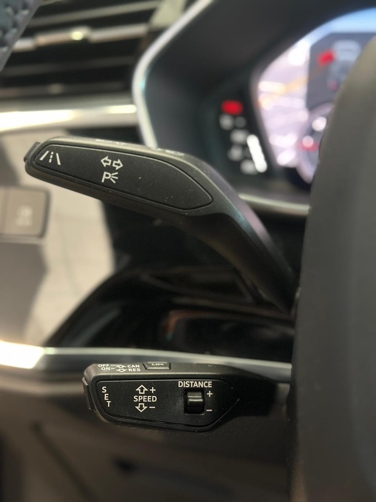 Foto 15 AUDI Q3 S line 35 TDI S tronic