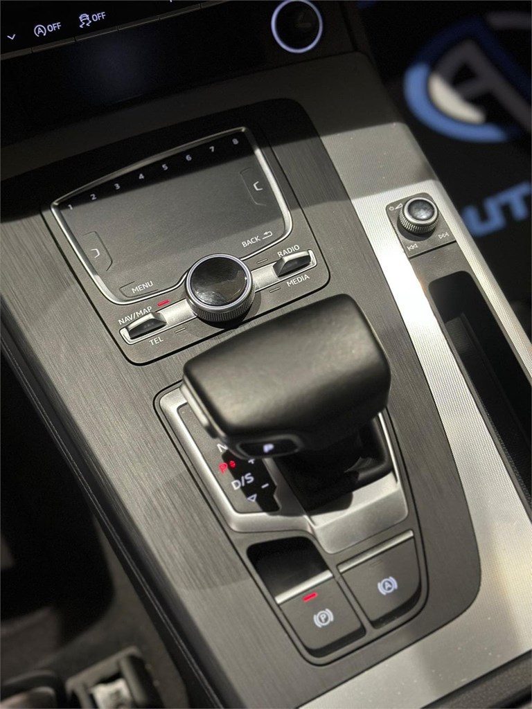 Foto 19 AUDI Q5 2.0 TDI 190 CV quattro S tronic