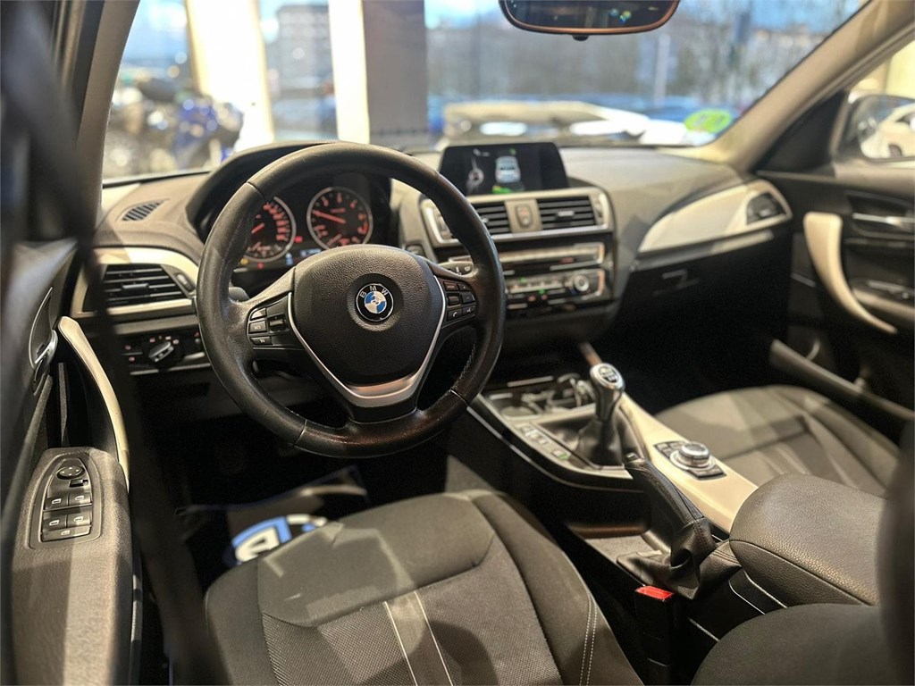 Foto 18 BMW Serie 1 116d