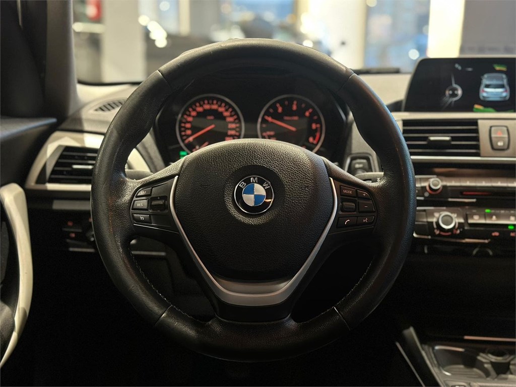 Foto 21 BMW Serie 1 116d