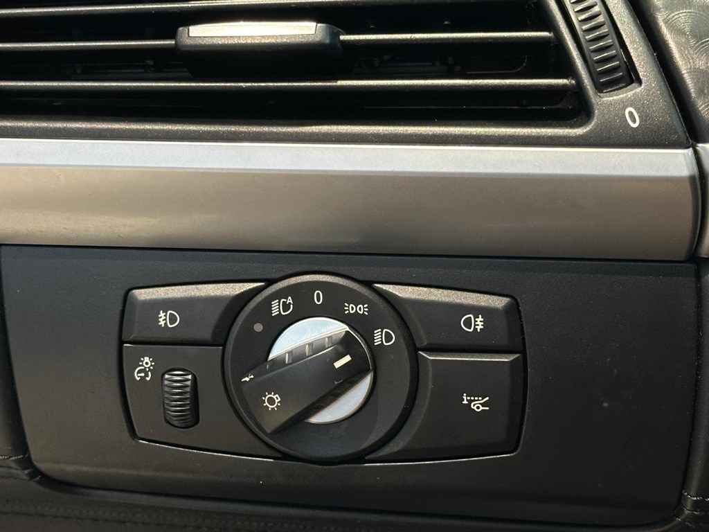 Foto 18 BMW X6 xDrive30d