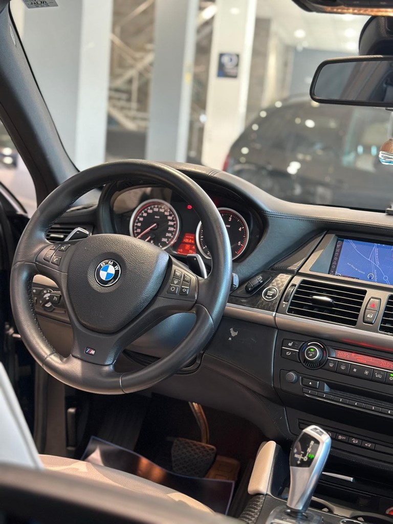 Foto 25 BMW X6 xDrive30d