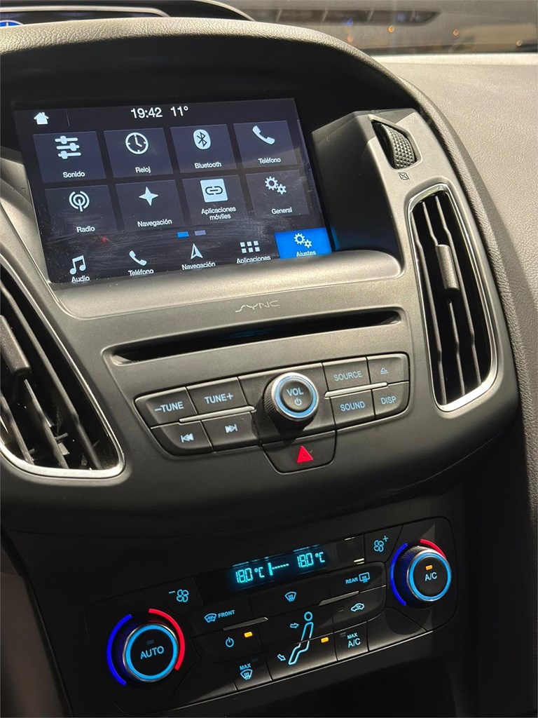 Foto 34 FORD FOCUS RS · 350 CV · AWD · MARZO 2018 