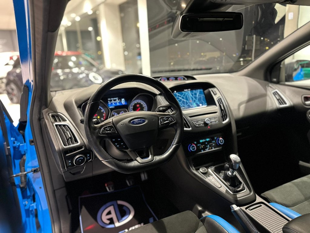 Foto 35 FORD FOCUS RS · 350 CV · AWD · MARZO 2018 