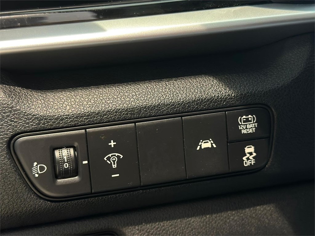 Foto 16 KIA Niro 1.6 GDi HEV Drive