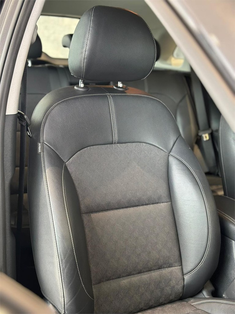 Foto 19 KIA Niro 1.6 GDi HEV Drive