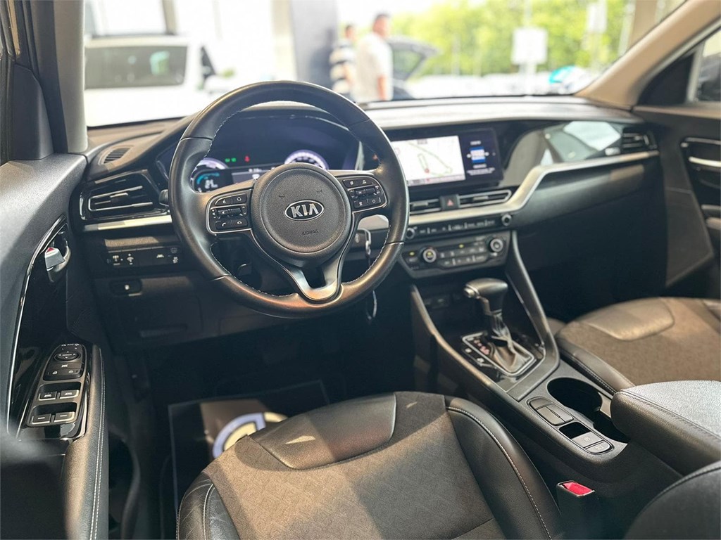 Foto 20 KIA Niro 1.6 GDi HEV Drive