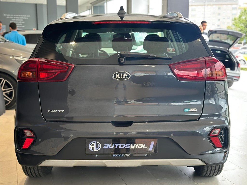 Foto 5 KIA Niro 1.6 GDi HEV Drive