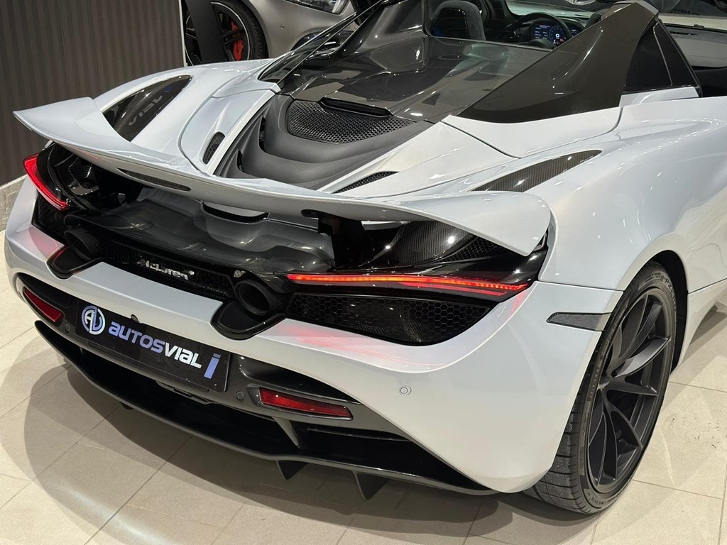 Foto 13 MCLAREN 720S SPIDER
