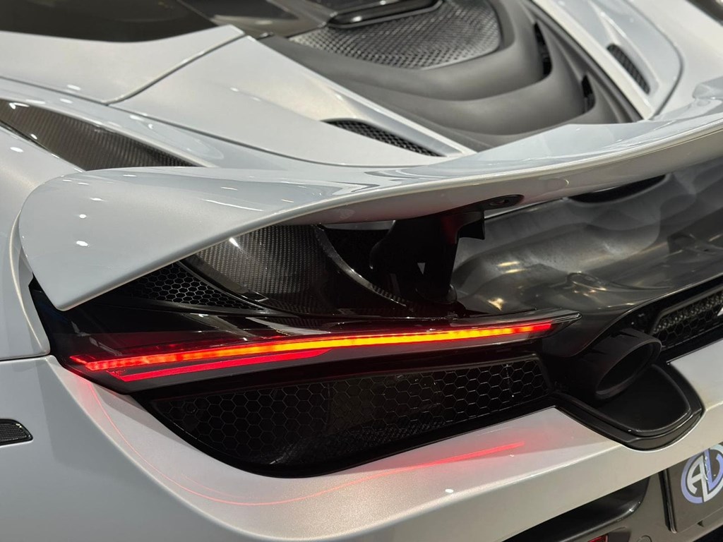 Foto 14 MCLAREN 720S SPIDER