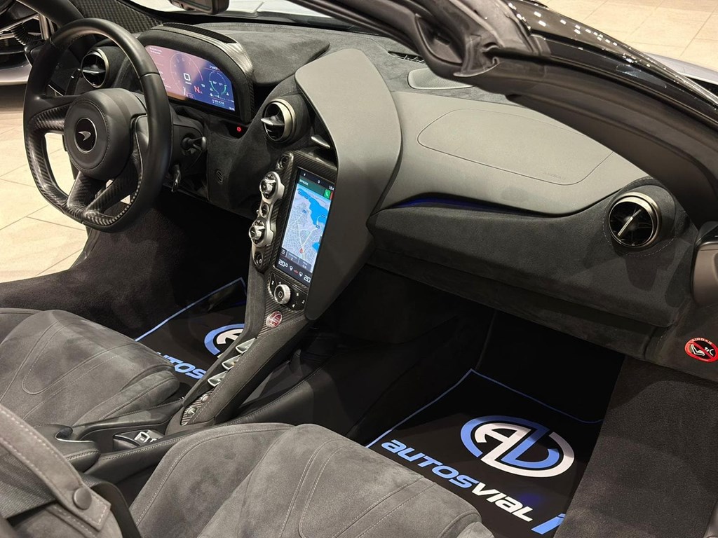 Foto 21 MCLAREN 720S SPIDER