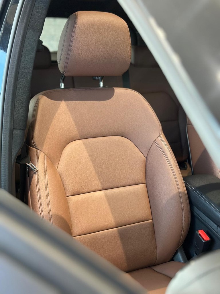 Foto 27 MERCEDES B200d