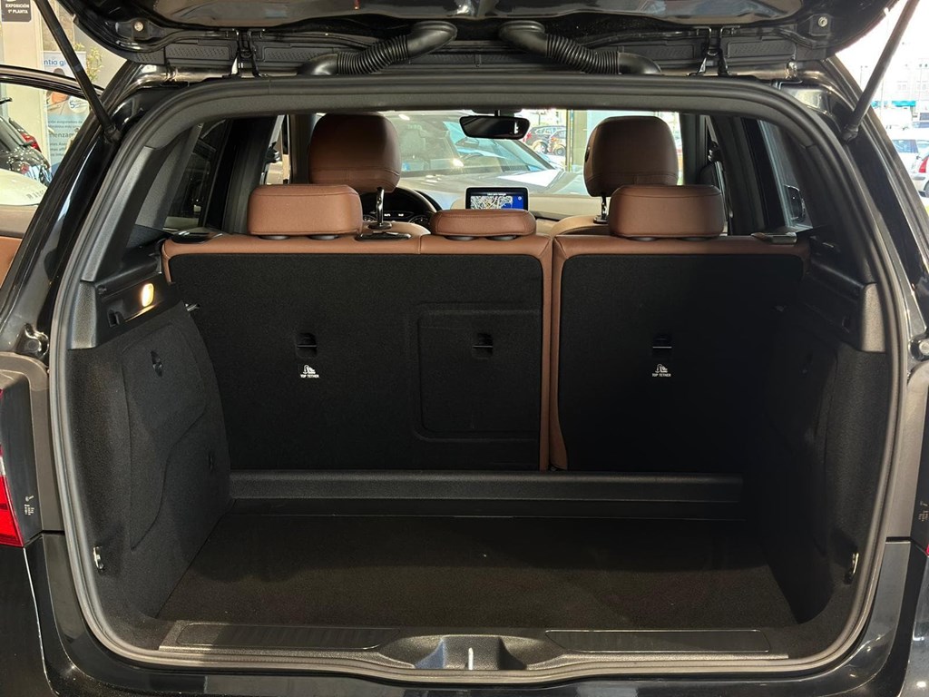 Foto 29 MERCEDES B200d