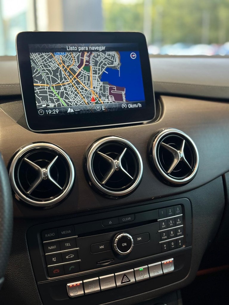 Foto 7 MERCEDES B200d