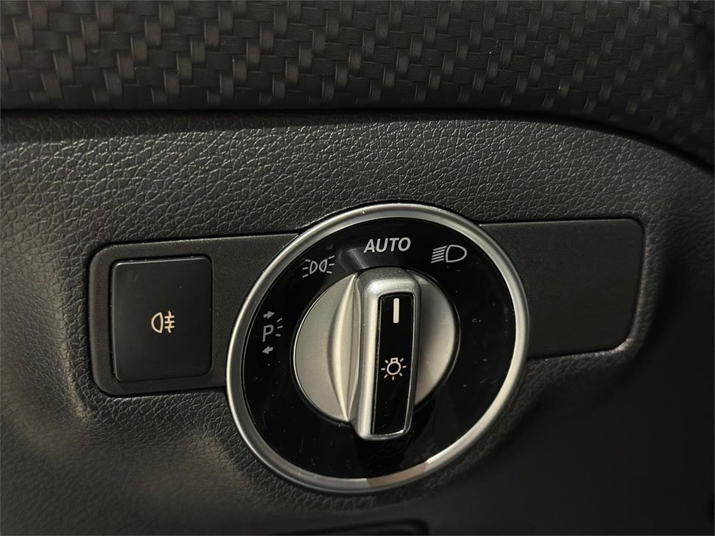 Foto 27 MERCEDES BENZ A45 AMG