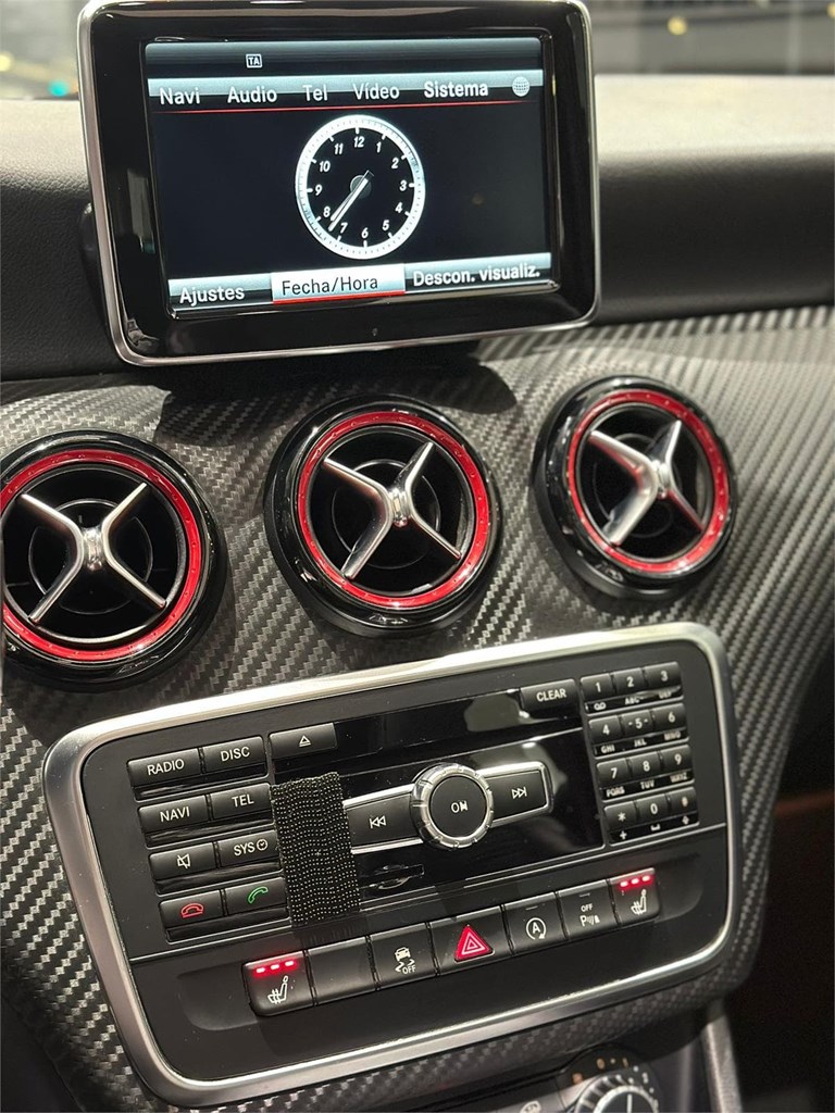 Foto 28 MERCEDES BENZ A45 AMG