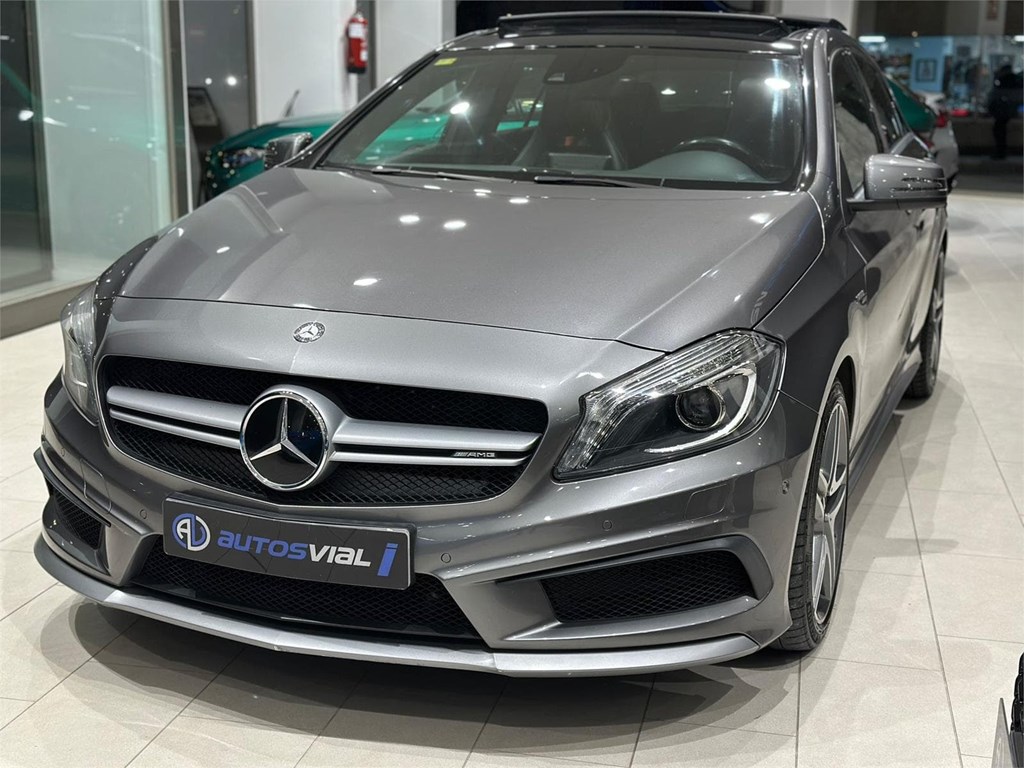 Foto 4 MERCEDES BENZ A45 AMG