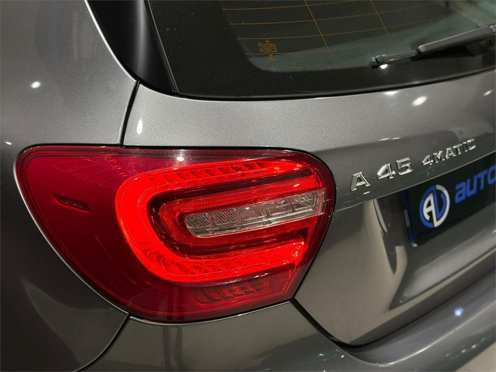 Foto 7 MERCEDES BENZ A45 AMG