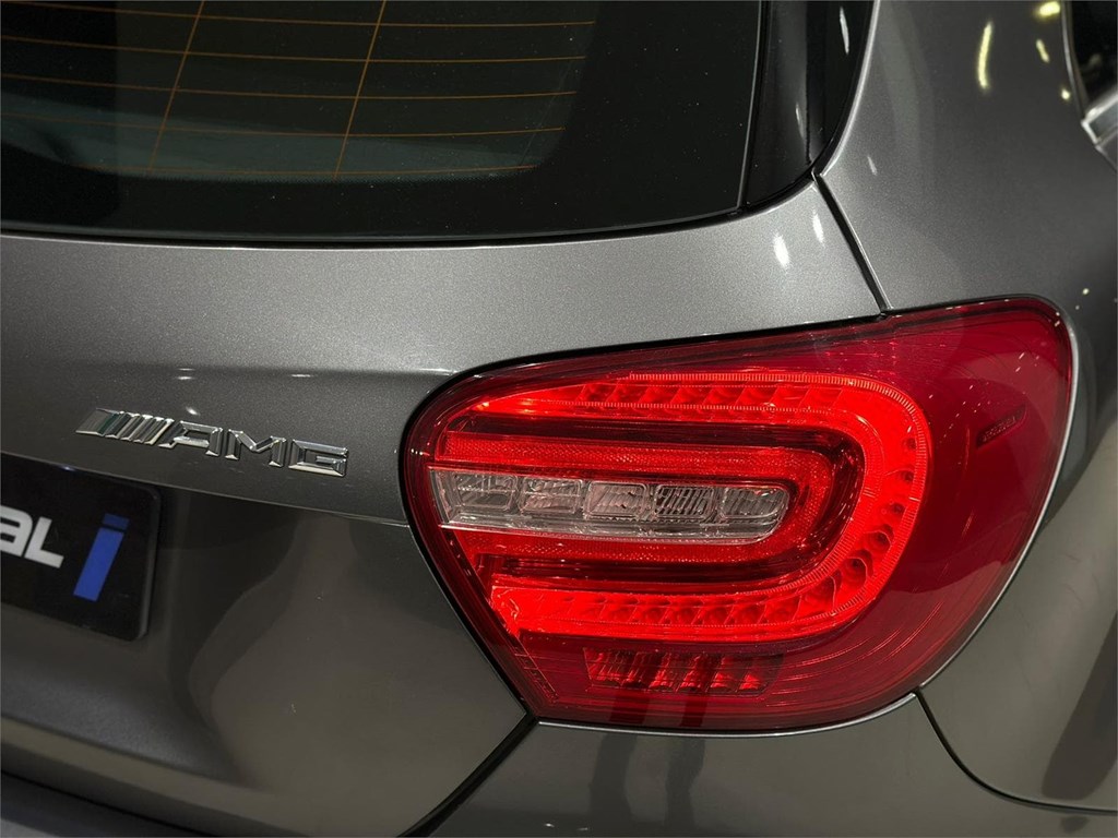 Foto 8 MERCEDES BENZ A45 AMG