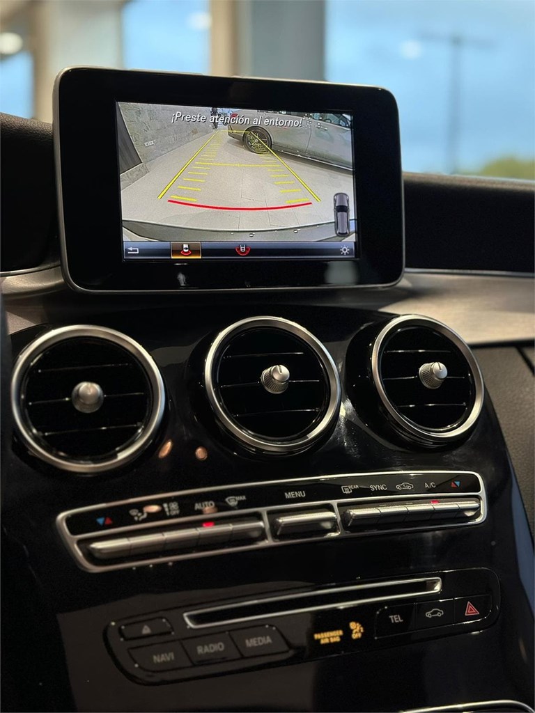 Foto 17 MERCEDES-BENZ  C220 D