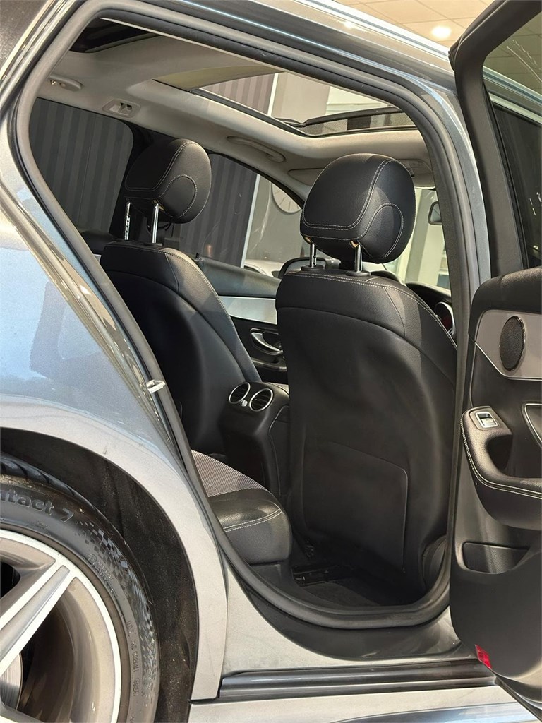 Foto 20 MERCEDES-BENZ  C220 D