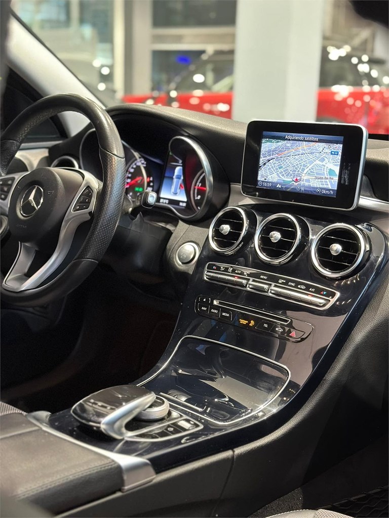 Foto 24 MERCEDES-BENZ  C220 D