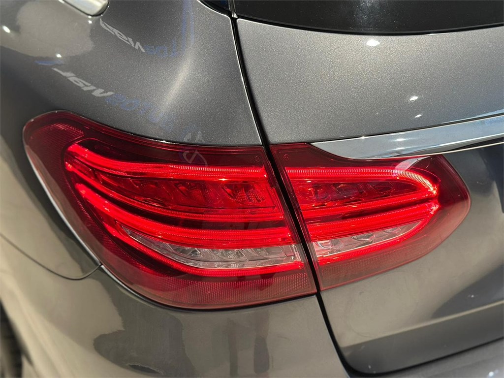 Foto 7 MERCEDES-BENZ  C220 D