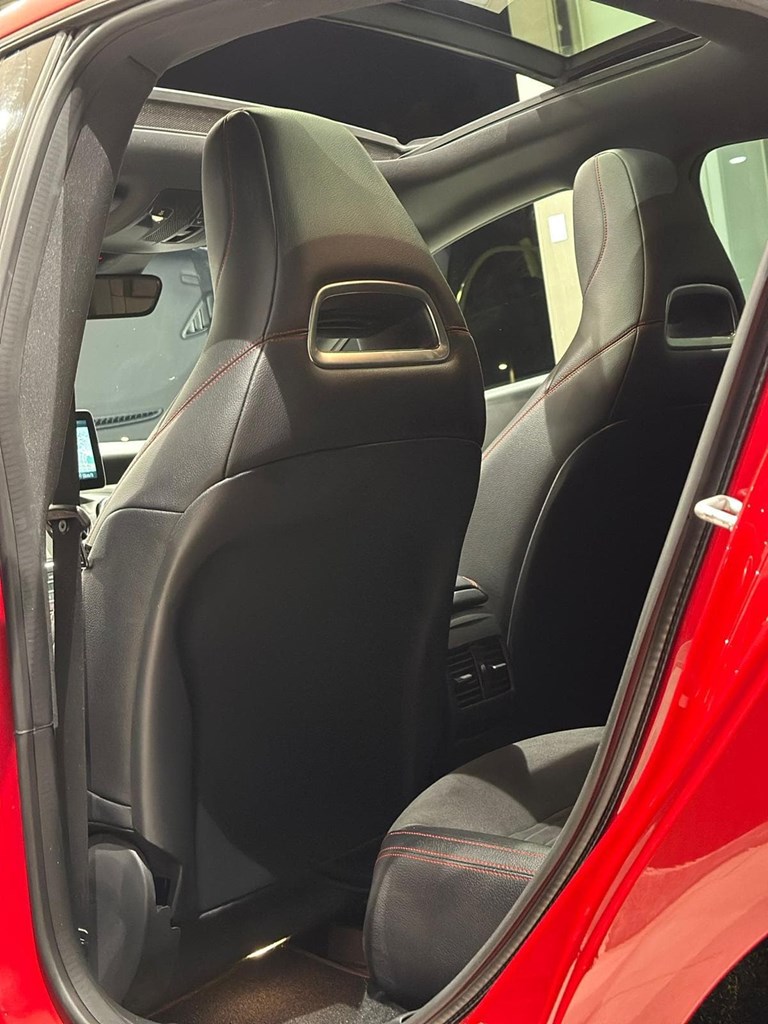 Foto 16 Mercedes-Benz CLA 220d AMG Line Automático – 177 CV