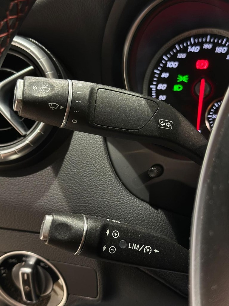 Foto 25 Mercedes-Benz CLA 220d AMG Line Automático – 177 CV