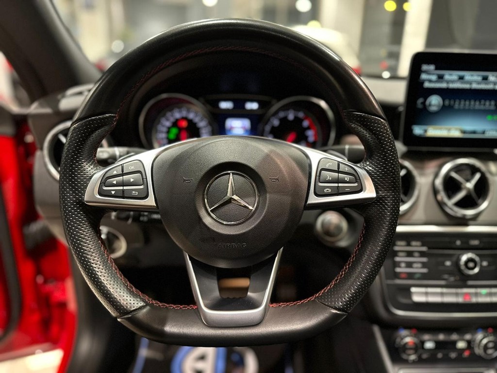 Foto 27 Mercedes-Benz CLA 220d AMG Line Automático – 177 CV