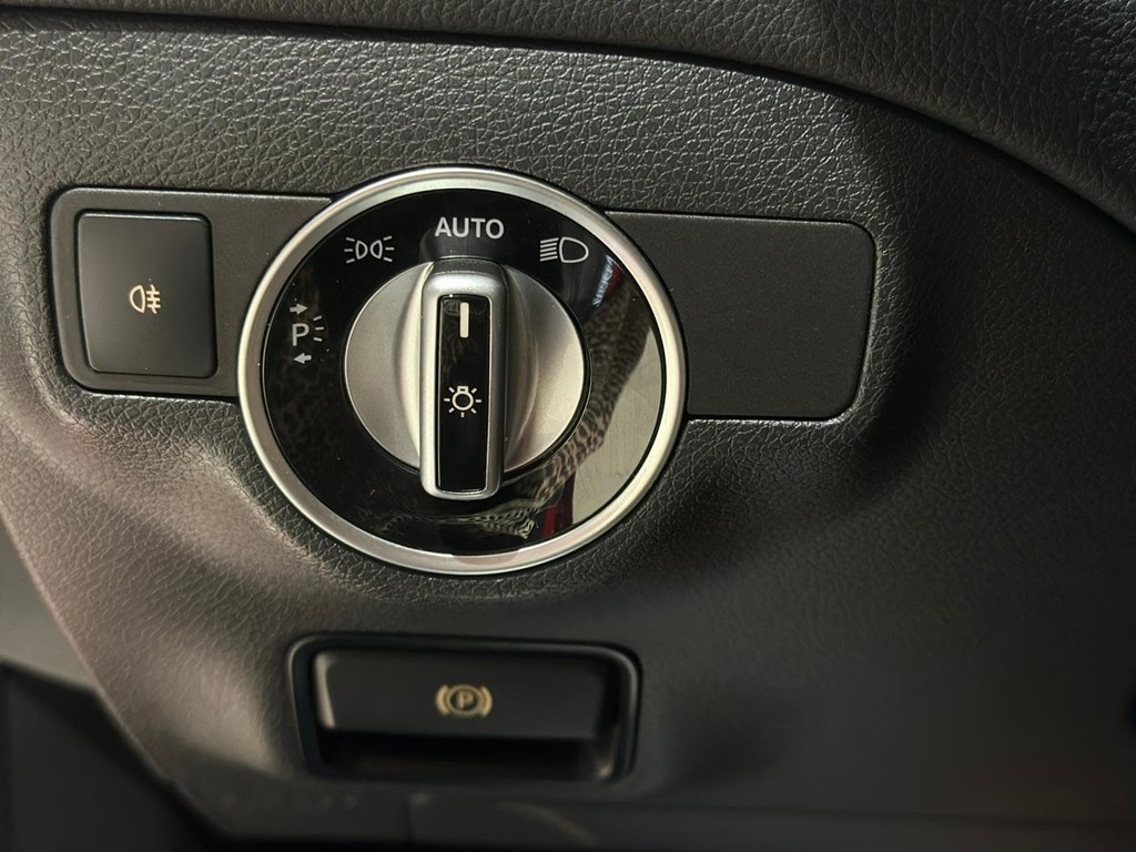 Foto 30 Mercedes-Benz CLA 220d AMG Line Automático – 177 CV