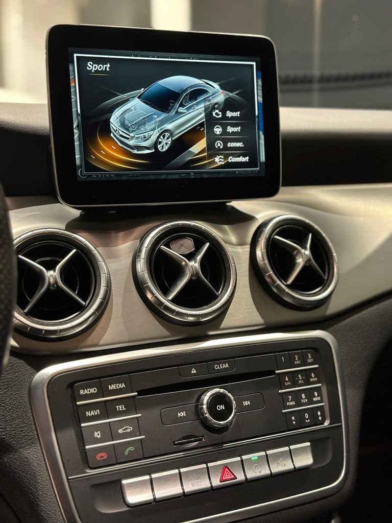 Foto 33 Mercedes-Benz CLA 220d AMG Line Automático – 177 CV