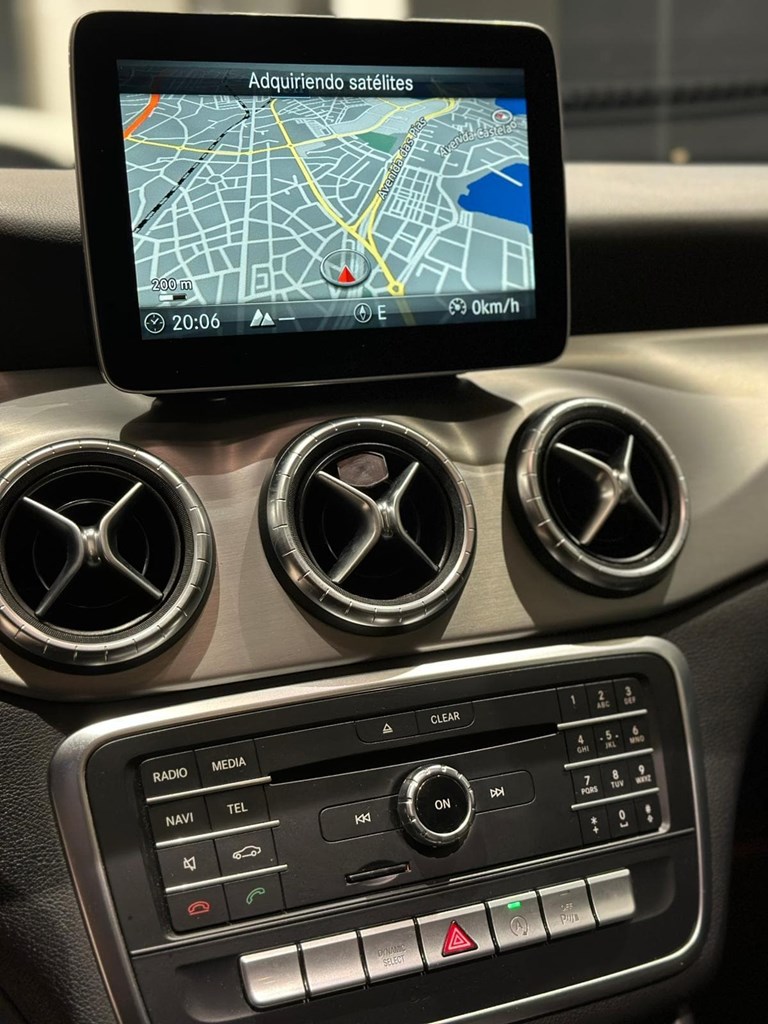 Foto 34 Mercedes-Benz CLA 220d AMG Line Automático – 177 CV