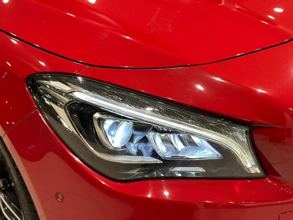 Foto 6 Mercedes-Benz CLA 220d AMG Line Automático – 177 CV