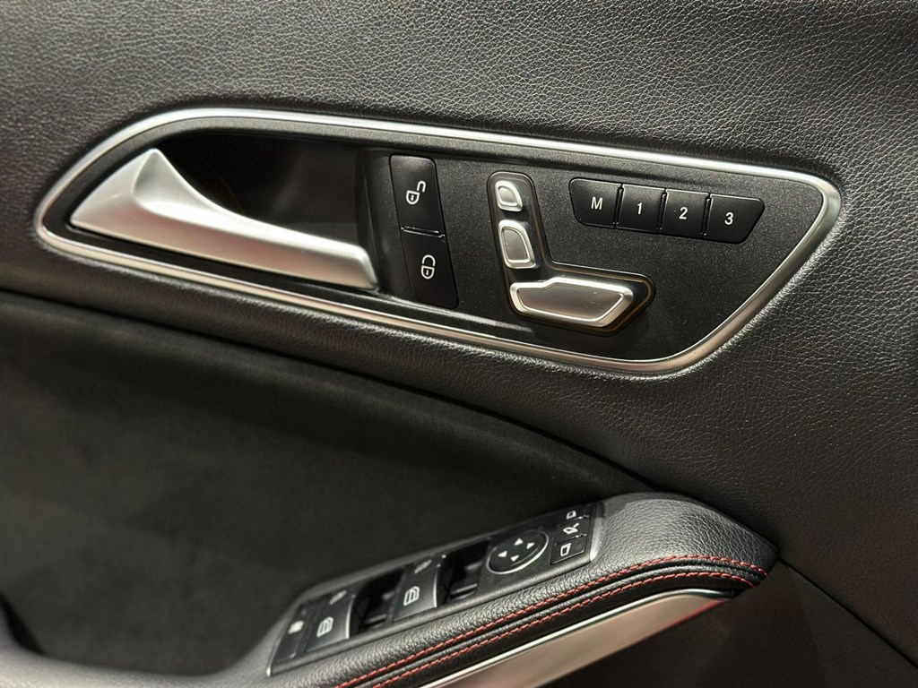 Foto 9 Mercedes-Benz CLA 220d AMG Line Automático – 177 CV