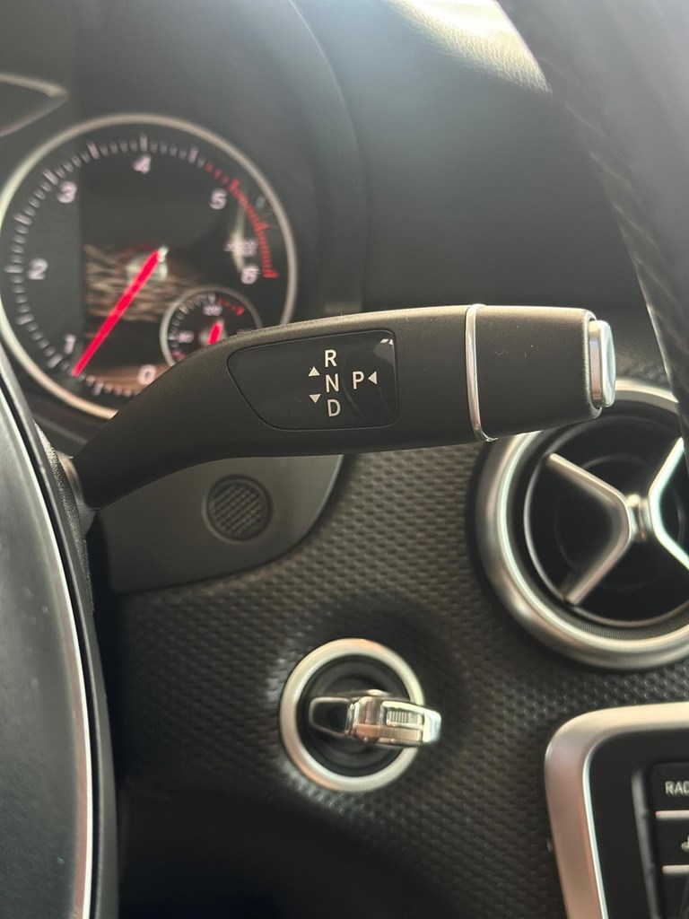 Foto 16 MERCEDES-BENZ Clase  A 200 d